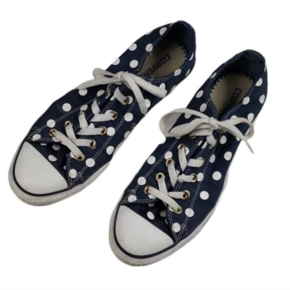 Navy polka dot converse